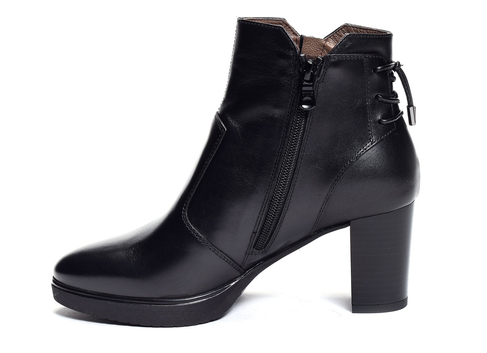 16700 noir