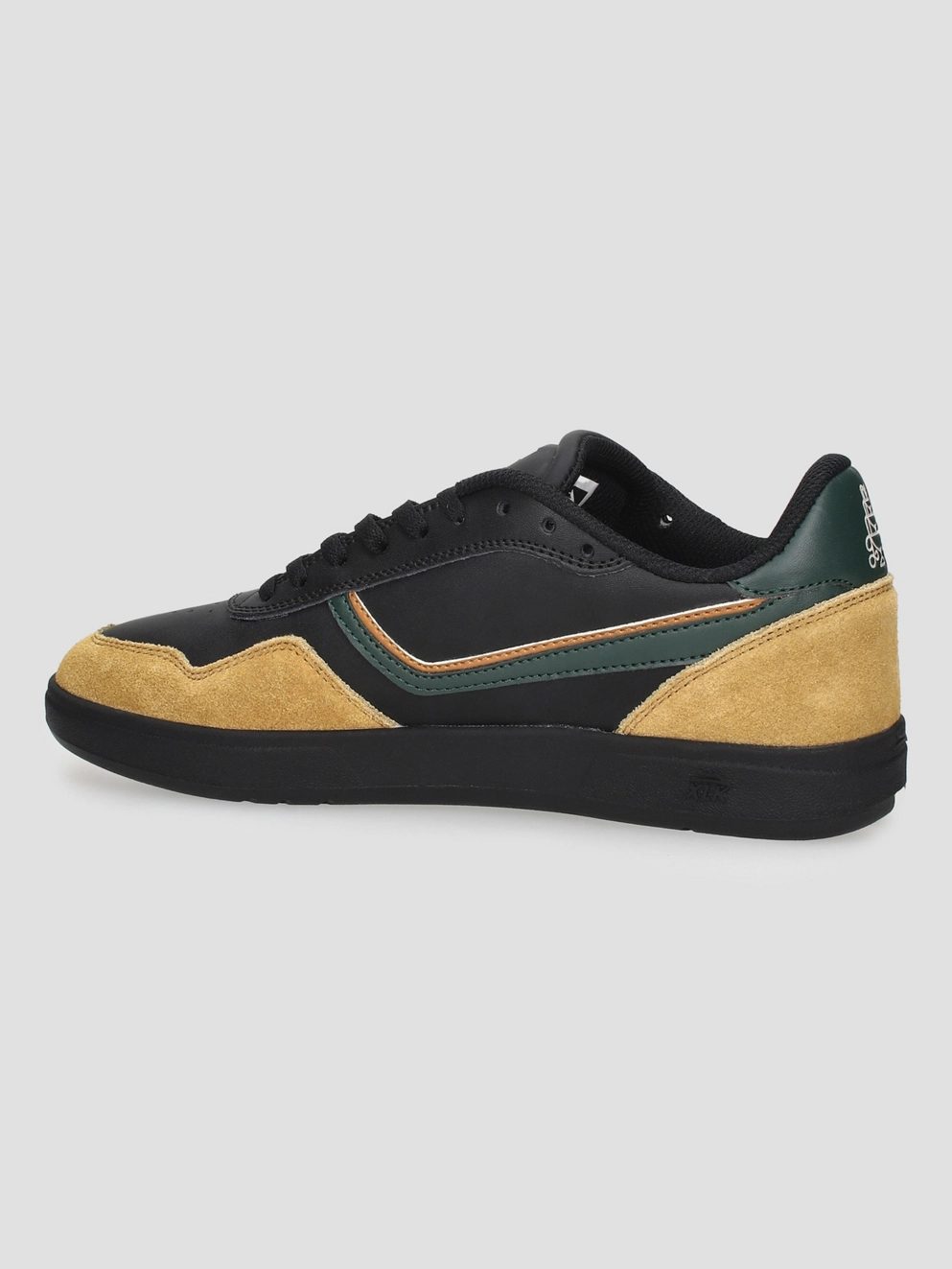 Lakai Terrace Skate Shoes black/walnut suede