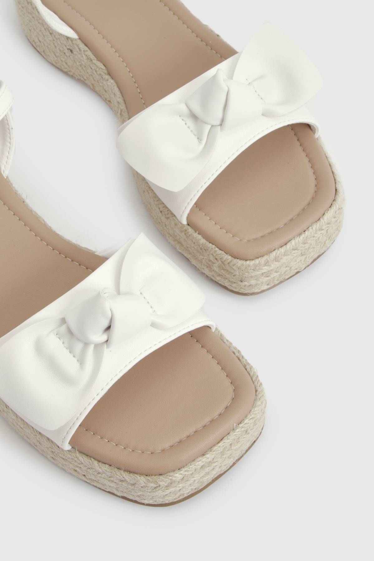 boohoo Espadrilles Compensées À Brides Avec Détail Nœud - Coupe Large