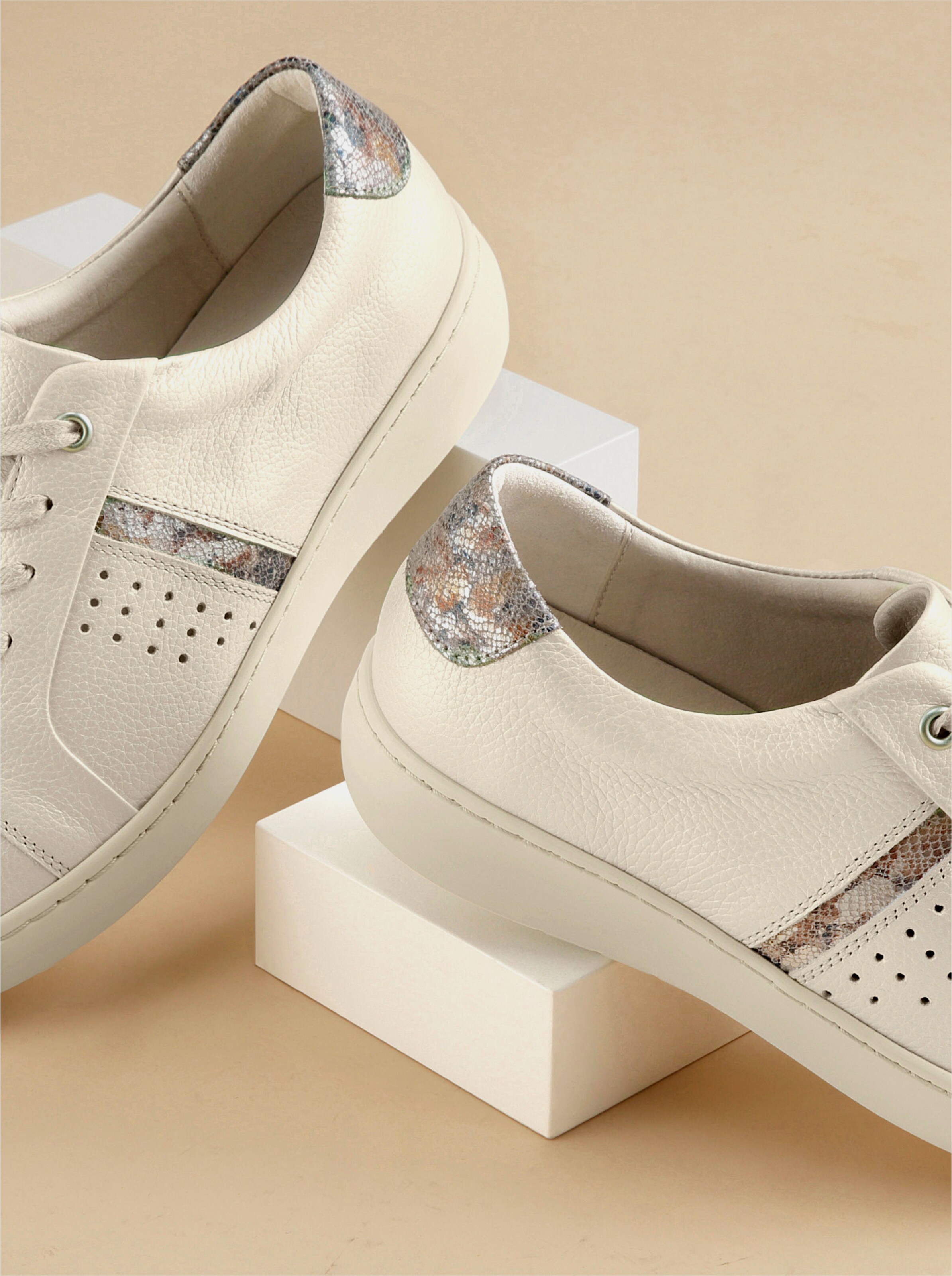 Sneaker