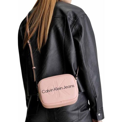 Calvin Klein Jeans - CAMERA BAG Rosa