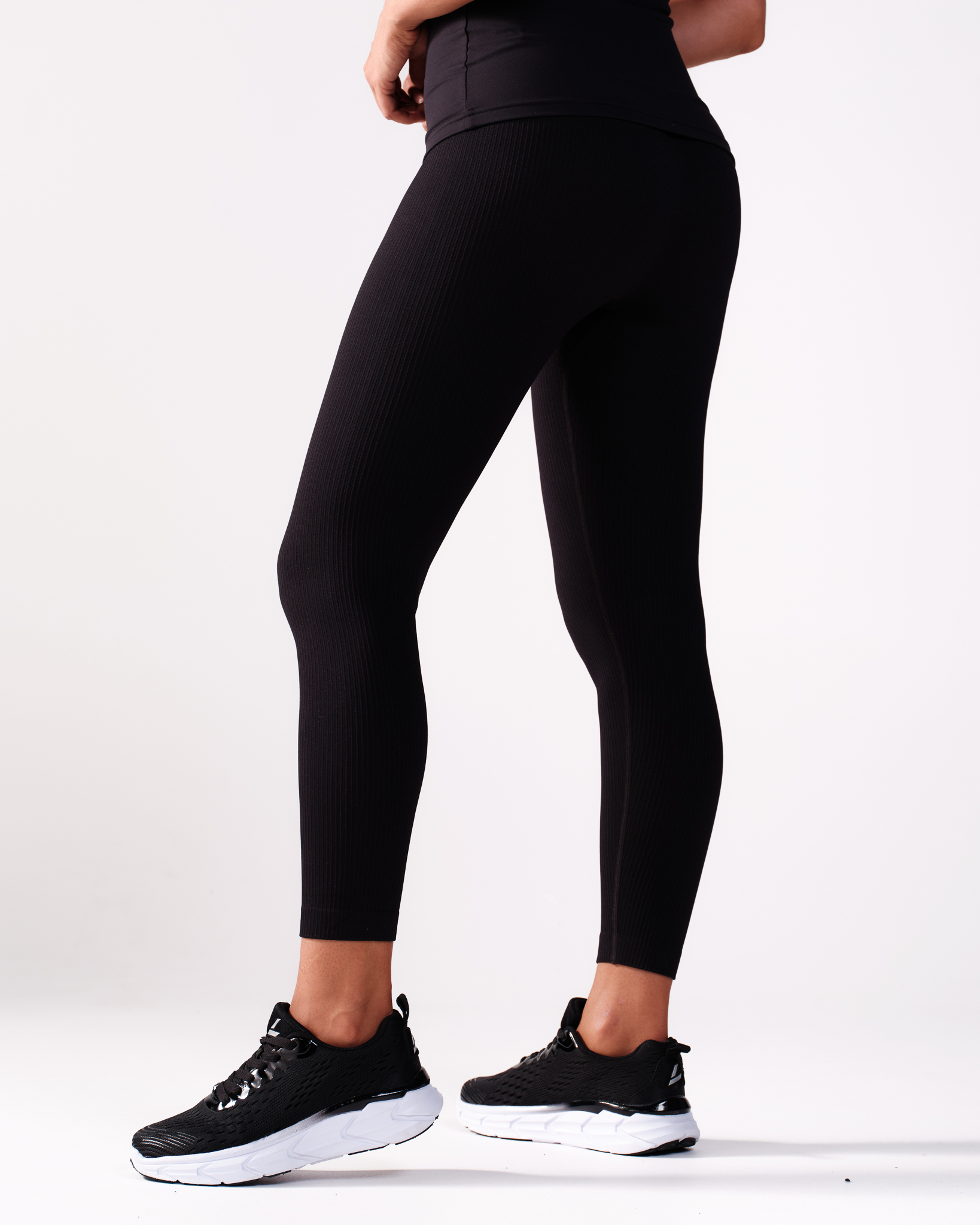 LEVITY Rib Tights Black