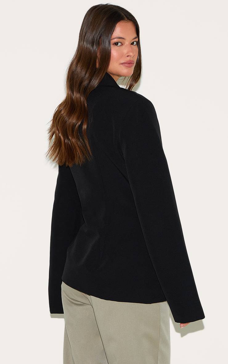Noir Blazer Noir À Taille Cintrée Et Col À Revers Pointus