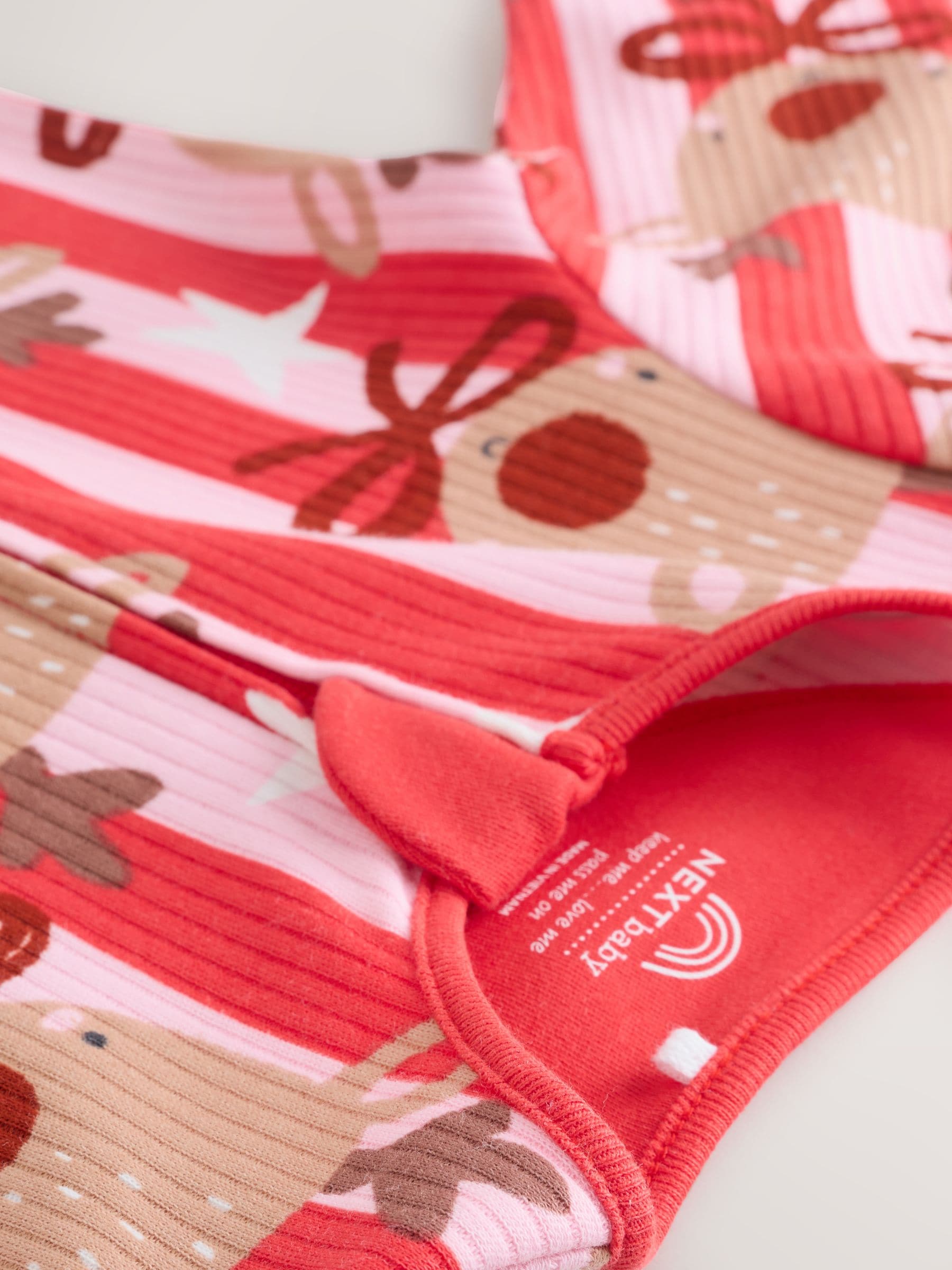 Roze - Baby kerstpyjama met rendierstrepen (0mnd -3jr)