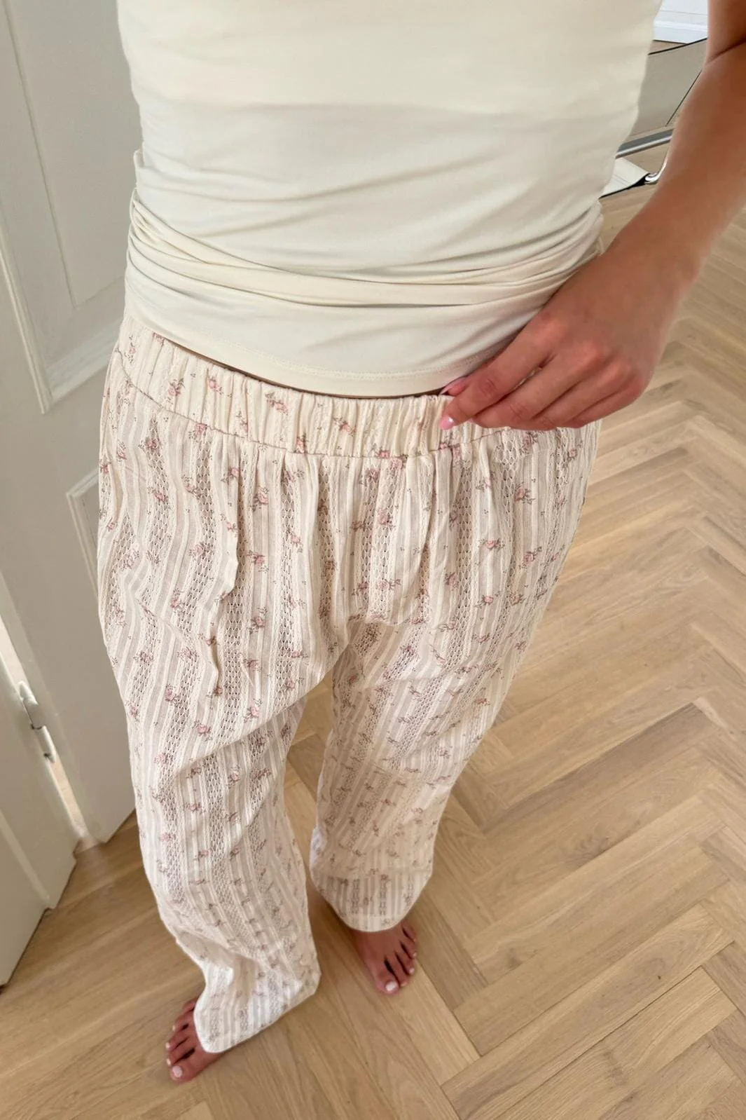 BYIC Zhannaic Pants rrp romantic rose print