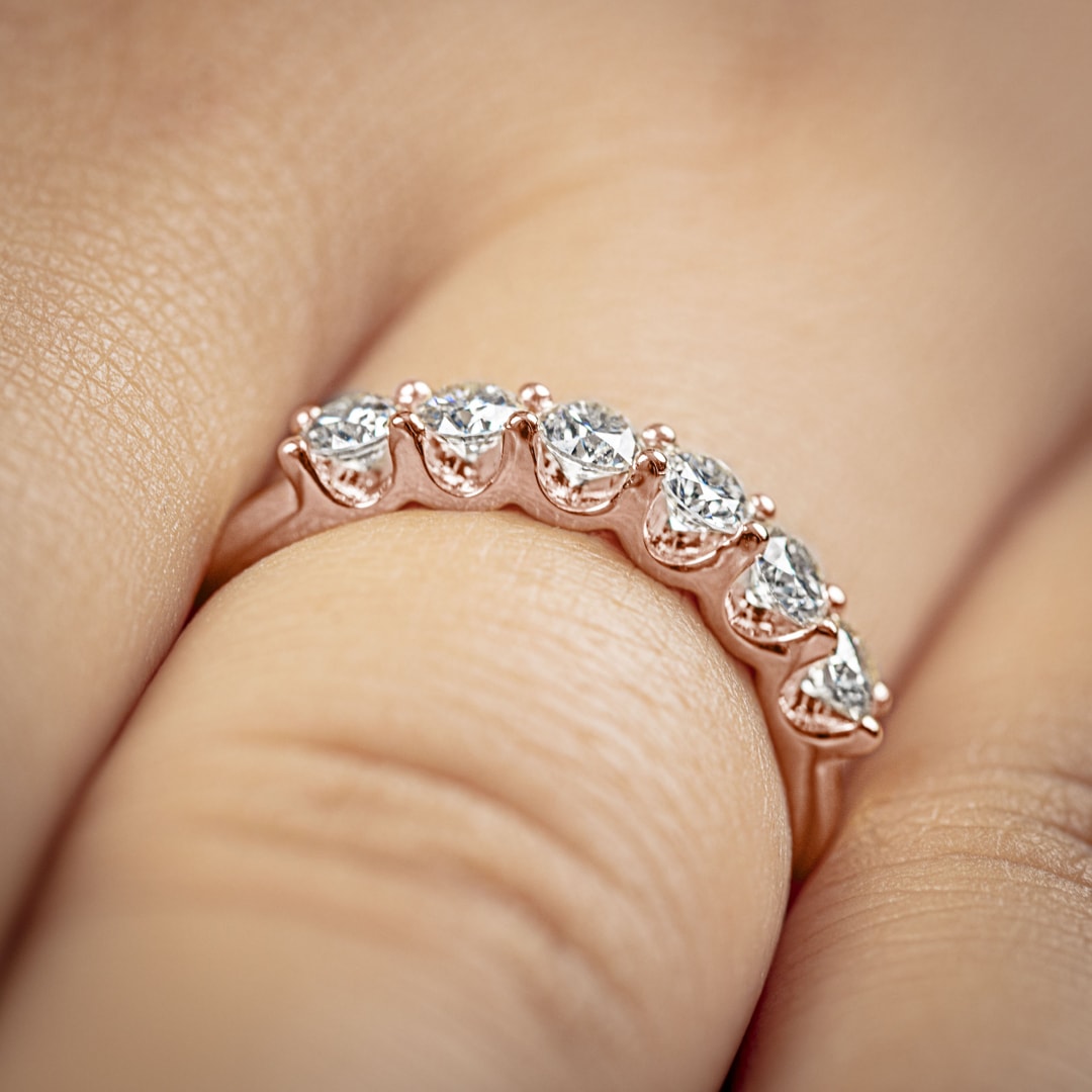 0.76 Karat Diamanten Mémoire Ring 750/18 K Roségold