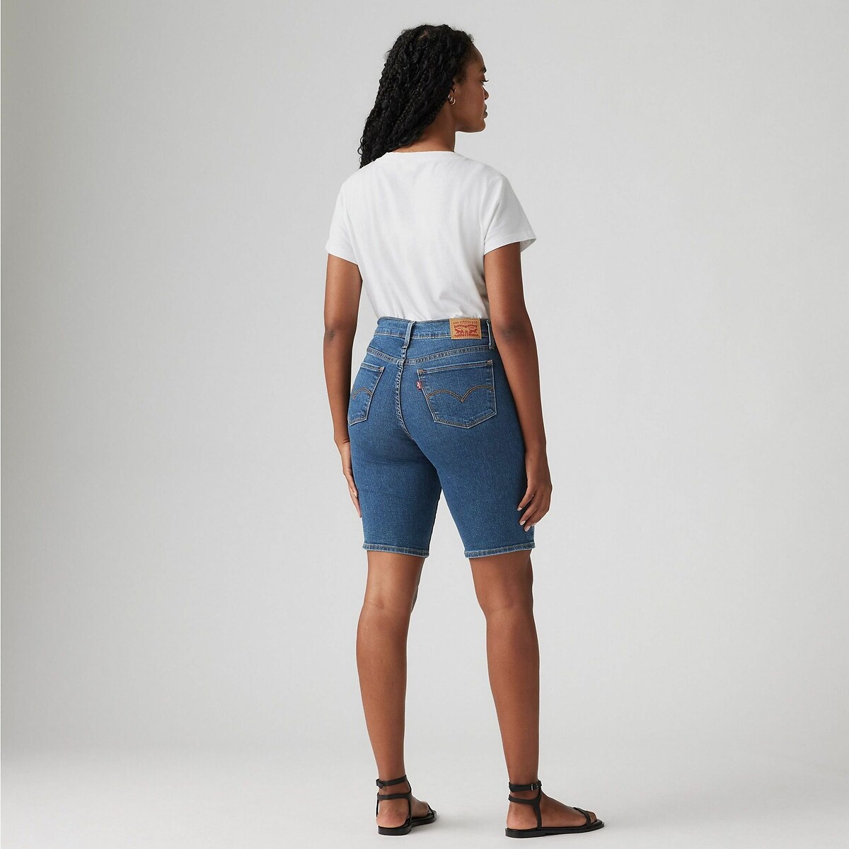 LEVI'S<br>Bermudas Modeladoras