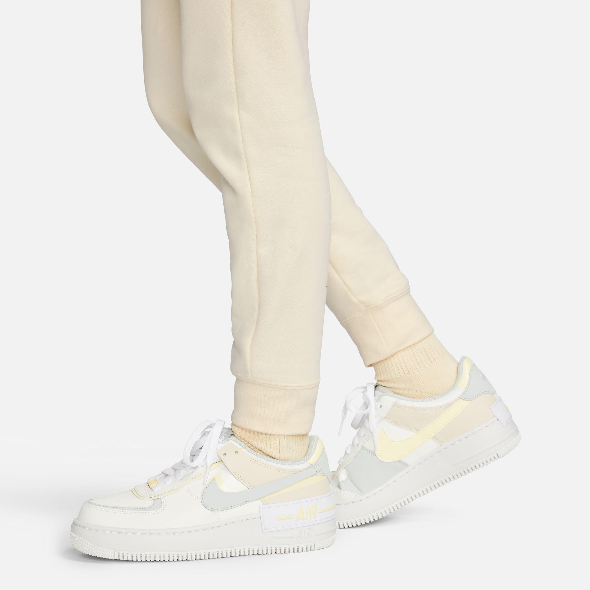 Nike Sportswear Essential Fleece Pants Womens