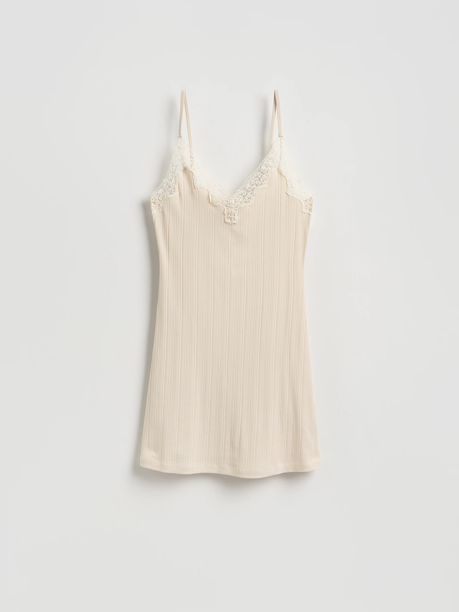 LADIES` NIGHTDRESS