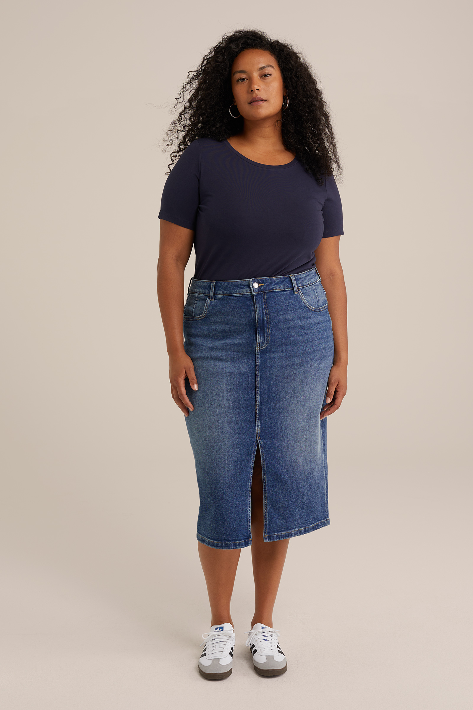 T-shirt - Curve WE Fashion Donkerblauw