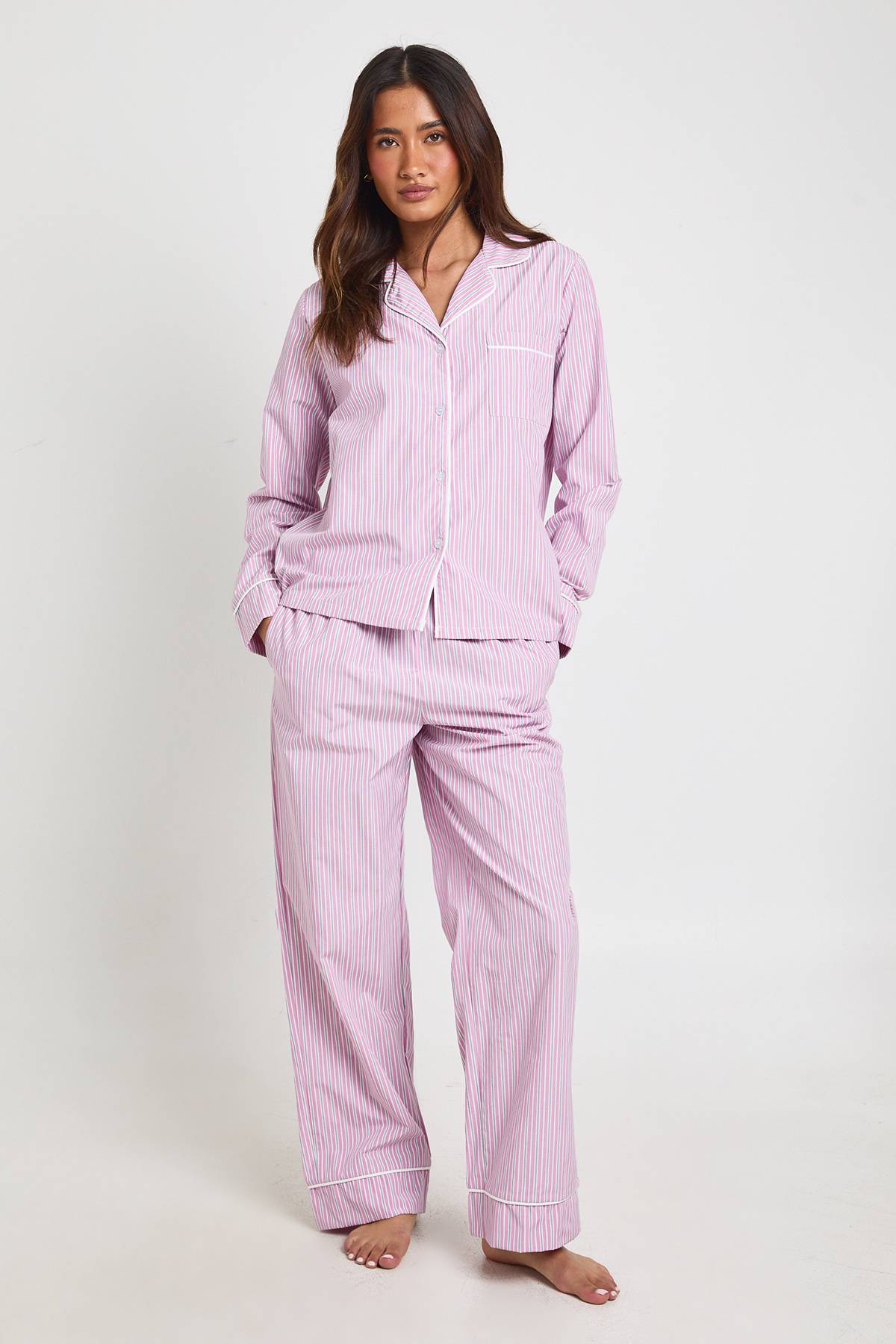boohoo Ensemble Pyjama Chemise À Manches Longues Et Pantalon En Popeline De Coton À Fines Rayures