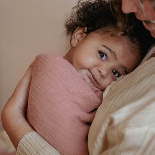 Swaddle doek hydrofiel 120 x 120 Pure Pink Blush kopen? | Little Dutch