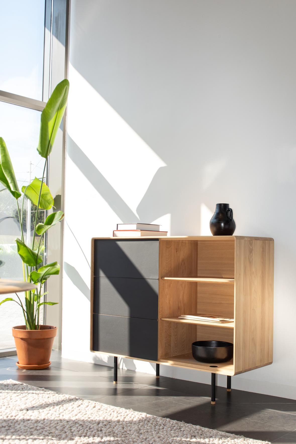 Fina dressoir 118 met deur Nero 4023 whitewash