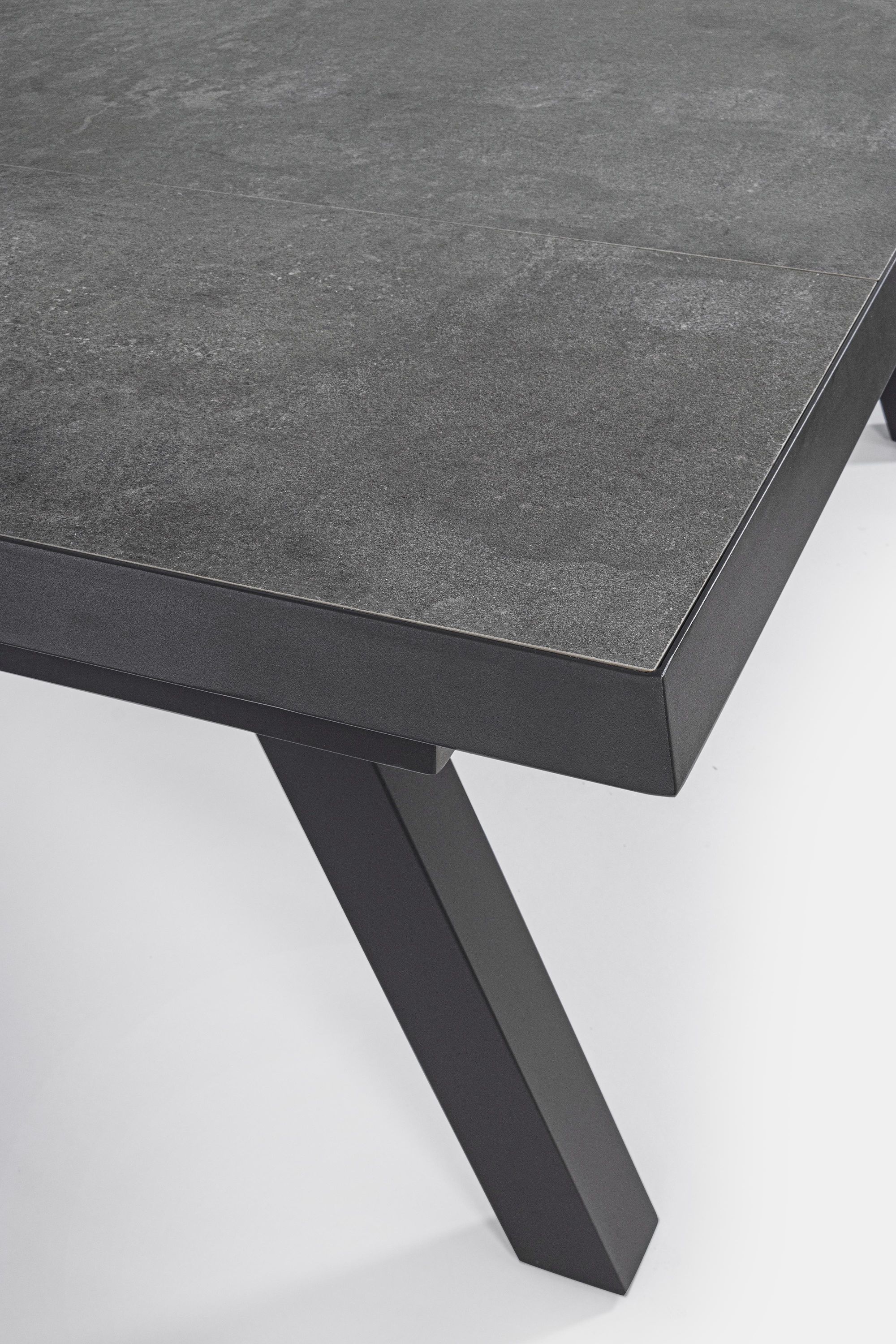 Gartentisch KRION