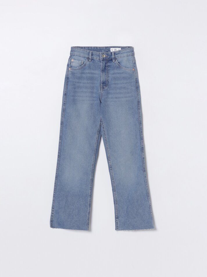 Calça jeans flare curta - Azul claro