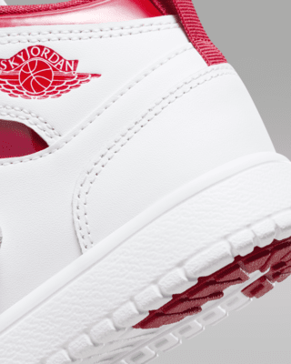 Sky Jordan 1 Younger Kids' Shoe