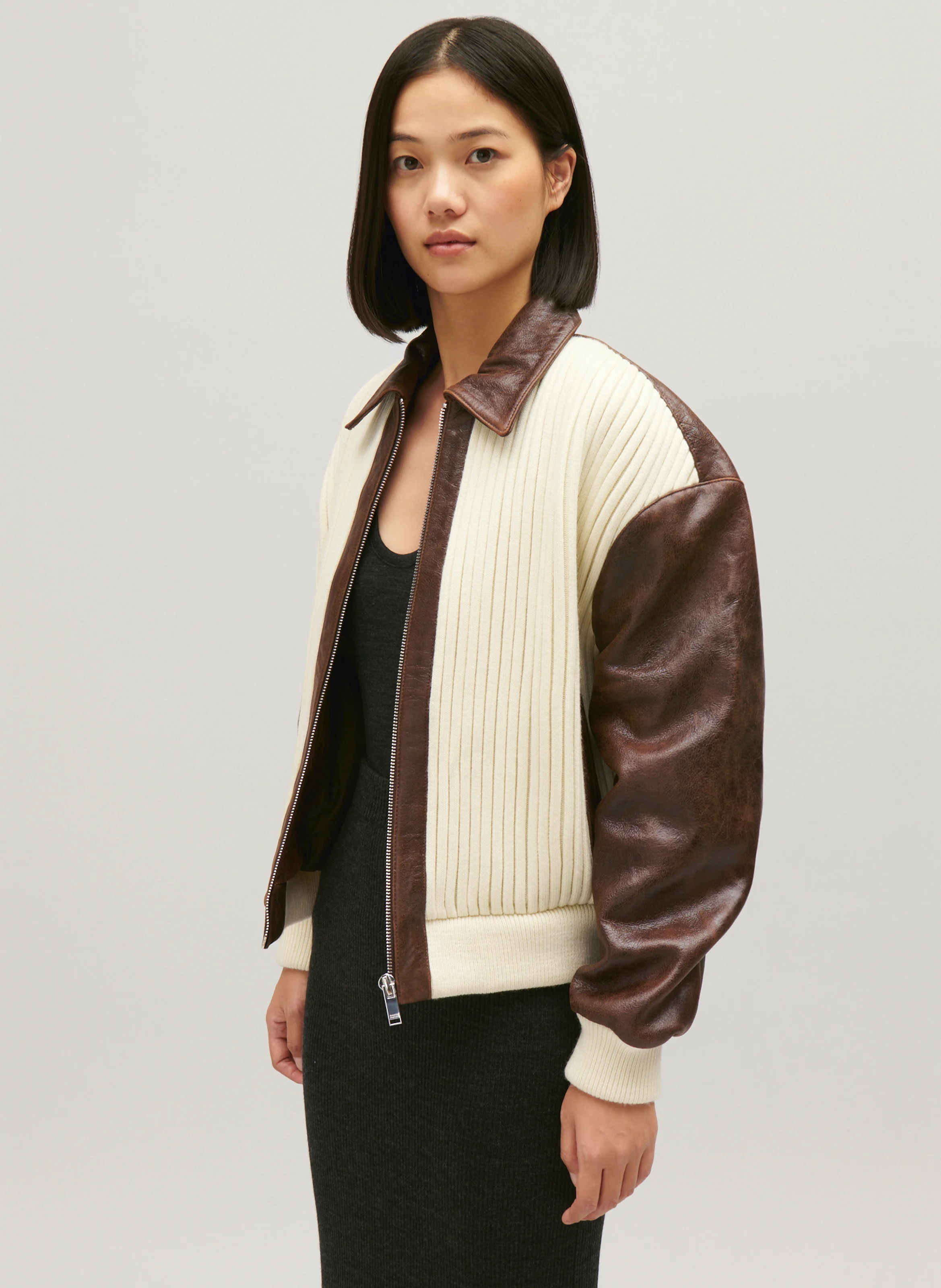 Blouson court col classique en cuir d'agneau | Multicolore