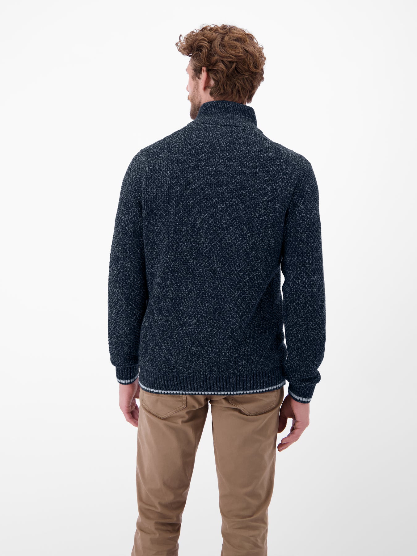 Strickpullover mit Zopfmuster und Troyerkragen