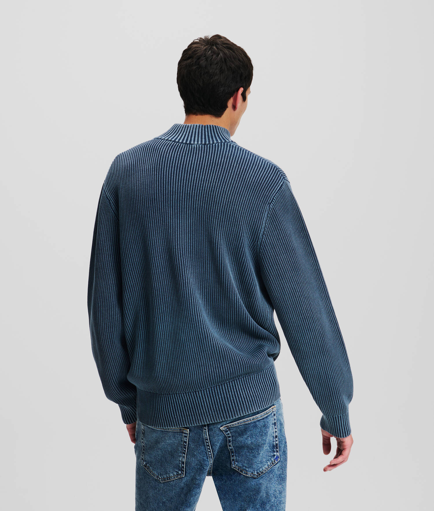 PULL DÉCONTRACTÉ À DEMI-ZIP KLJ