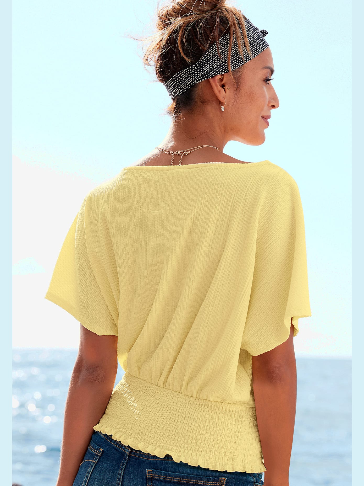 T-shirt en v fausse patte de boutonnage devant