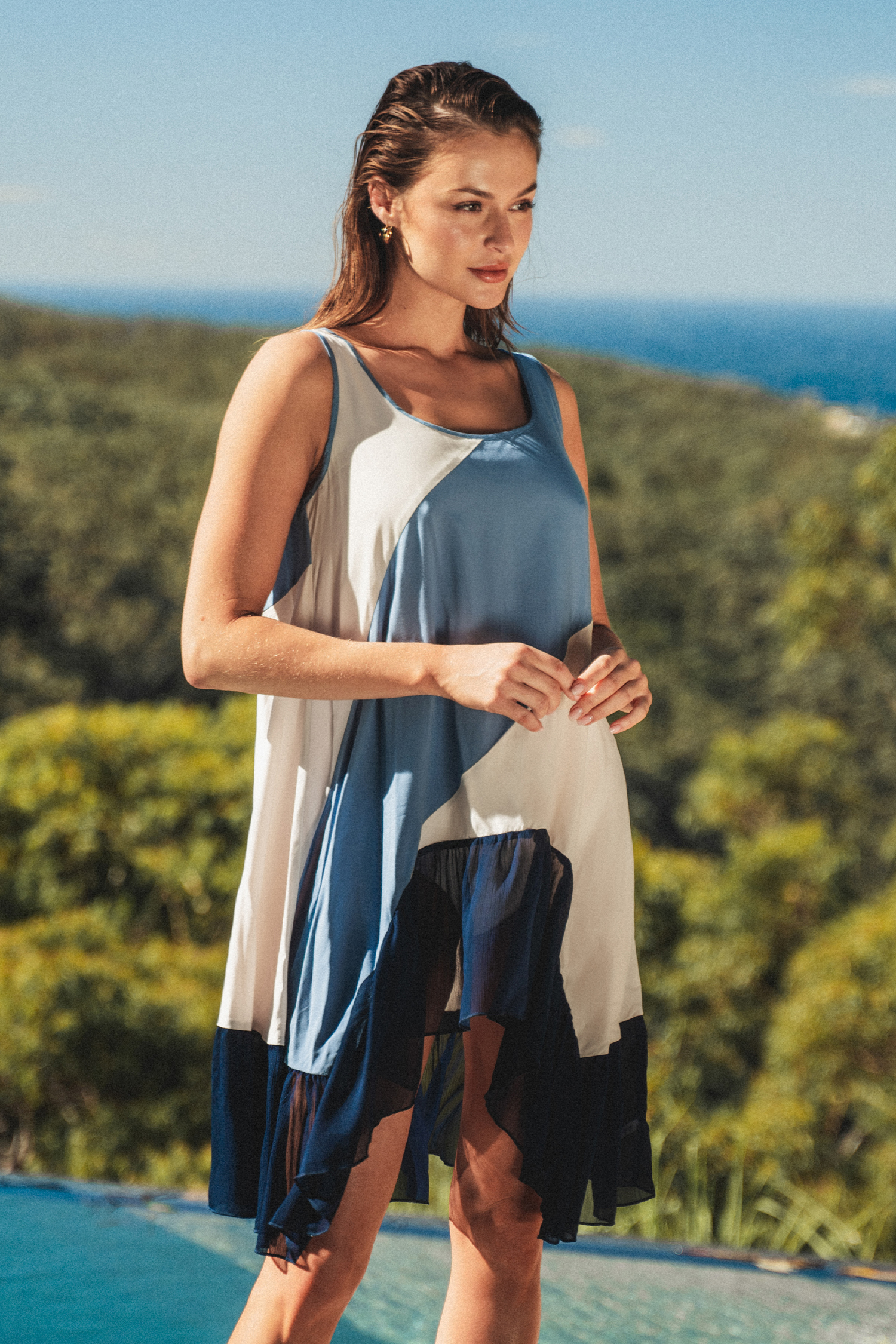 Robe cover up asymétrique à bloc de couleur