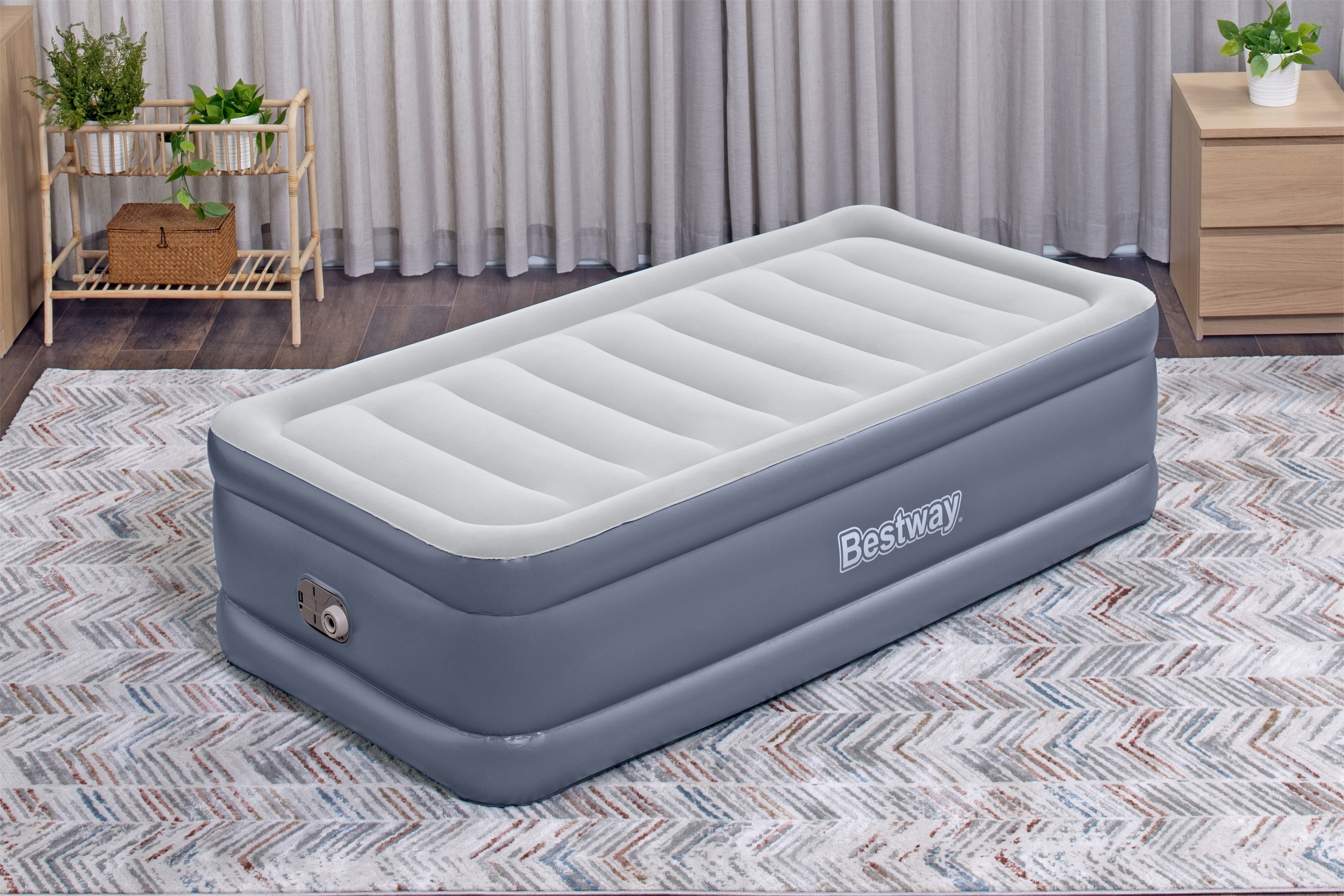 Luftbett Tritech selbstaufblasend 191 x 97 x 51 cm