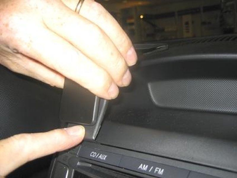 Brodit ProClip - Peugeot 107 - Citroen C1 - Toyota Aygo