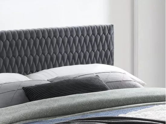 Lit 140 x 190 cm avec tête de lit avec coutures - Velours - Gris - DANIELE