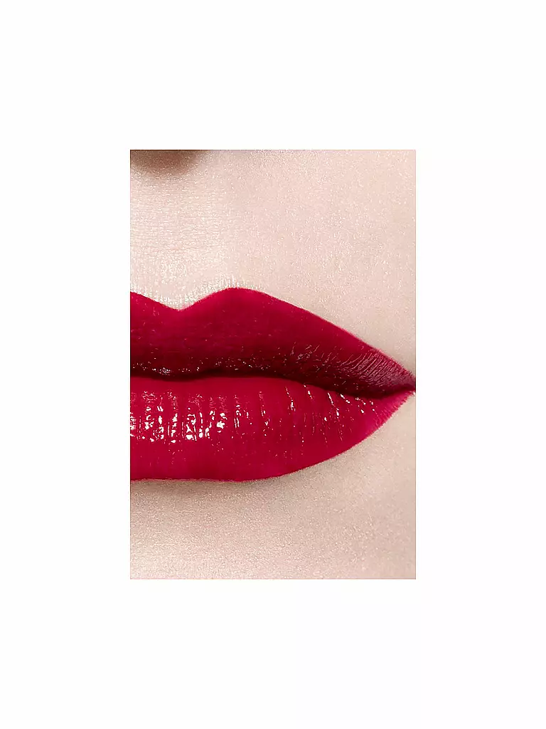 CHANEL  DER GLÄNZENDE FLUID-LIPPENSTIFT MIT LANGEM HALT 5.5ML rot
