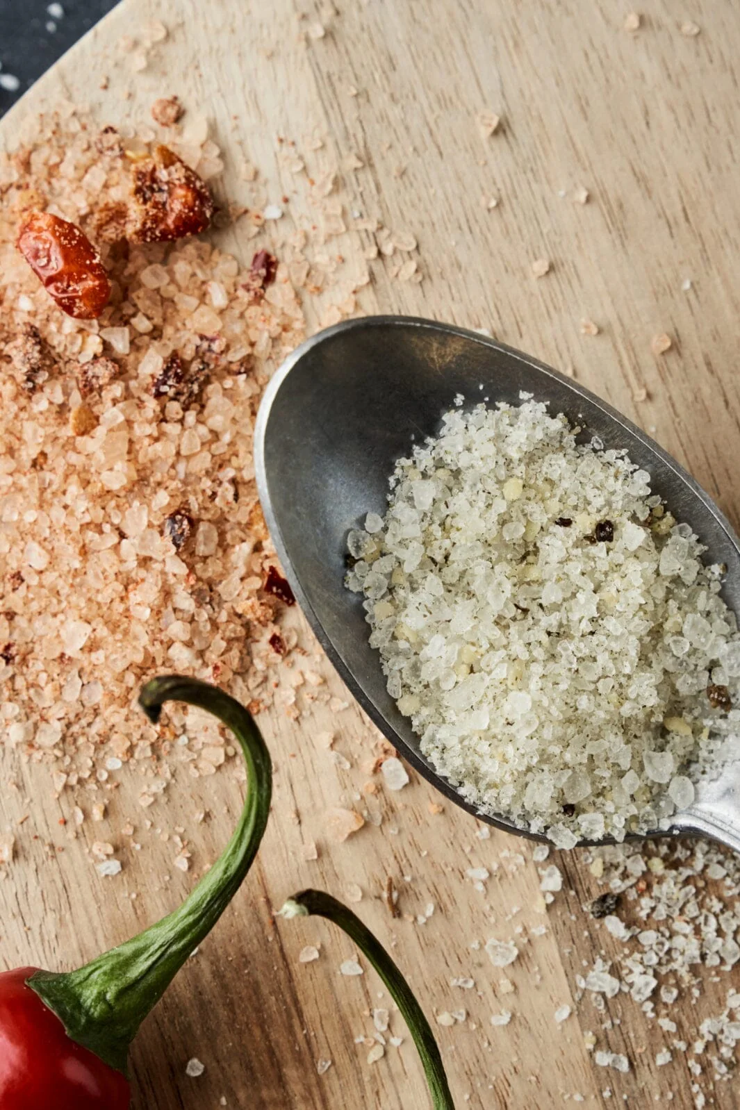 Nicolas Vahé Gaveæske, Nicolas Vahé Parmesan & Basil salt & Chilli salt