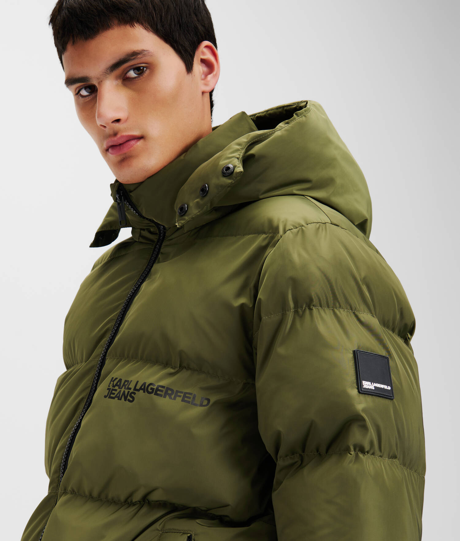 VESTE MATELASSÉE À CAPUCHE KLJ