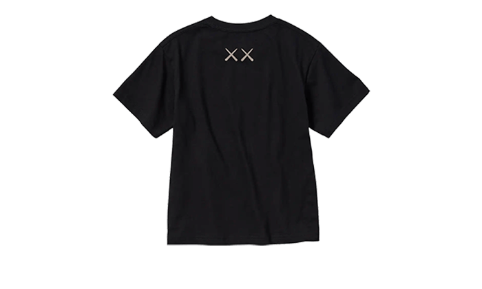 Uniqlo T-Shirt KAWS Black Graphic - 48h Delivery