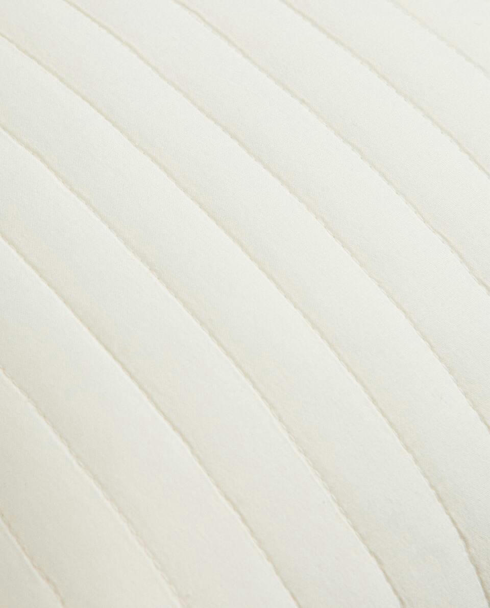 CAPA DE ALMOFADA LISTRADA