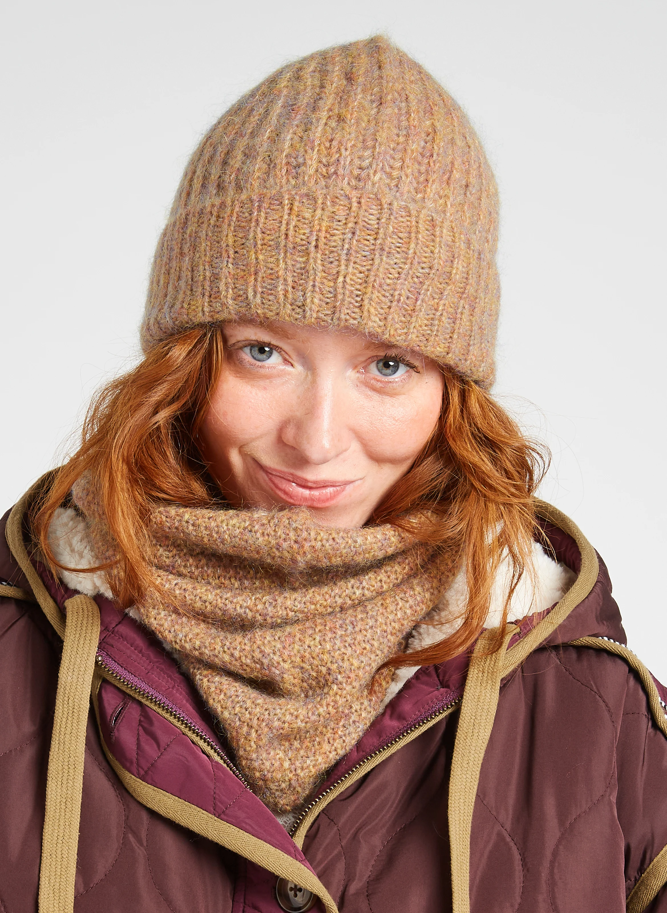 ABI - Bonnet en laine côtelée mélangée | Marron