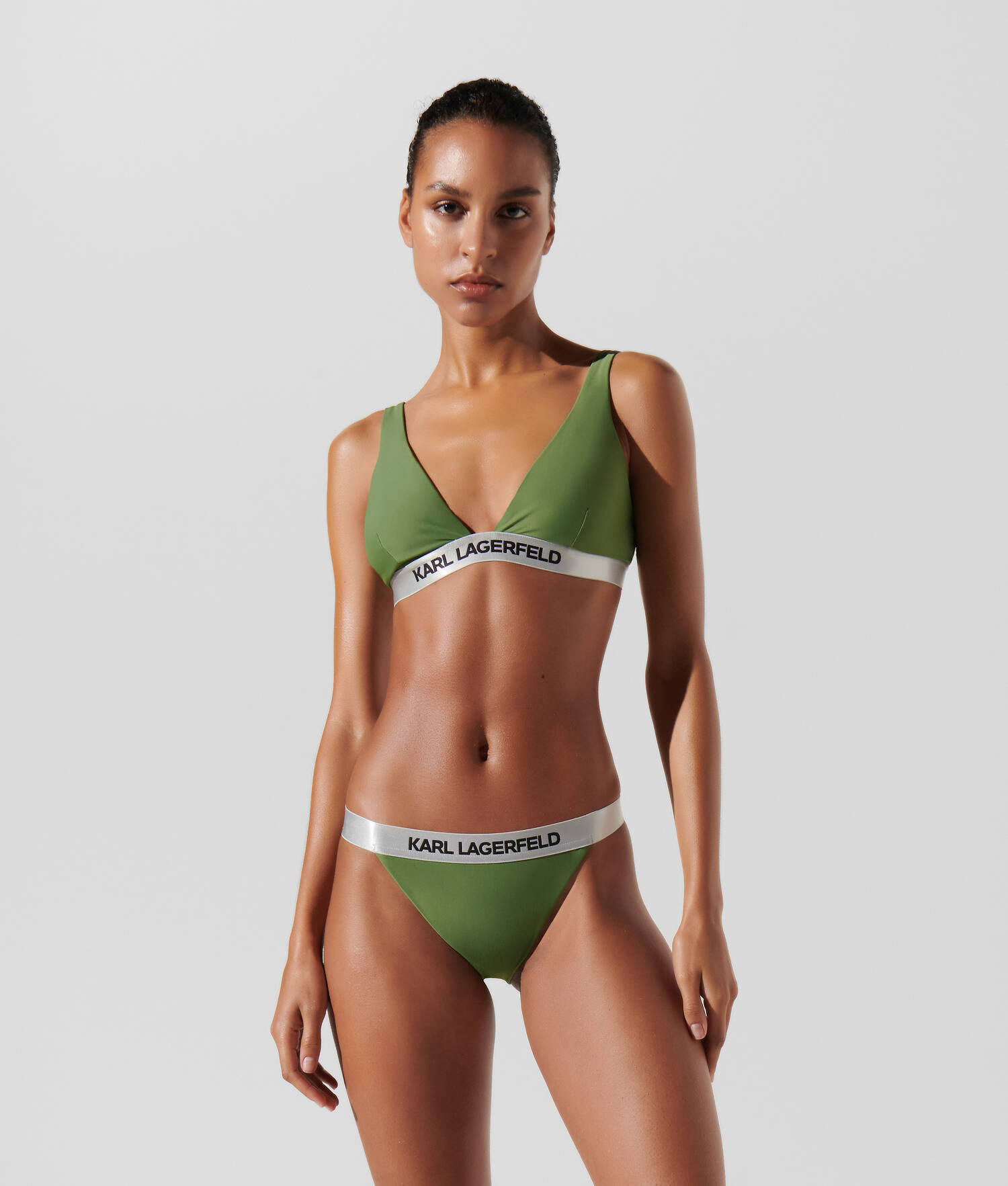 HAUT DE BIKINI TRIANGLE AVEC LOGO KARL