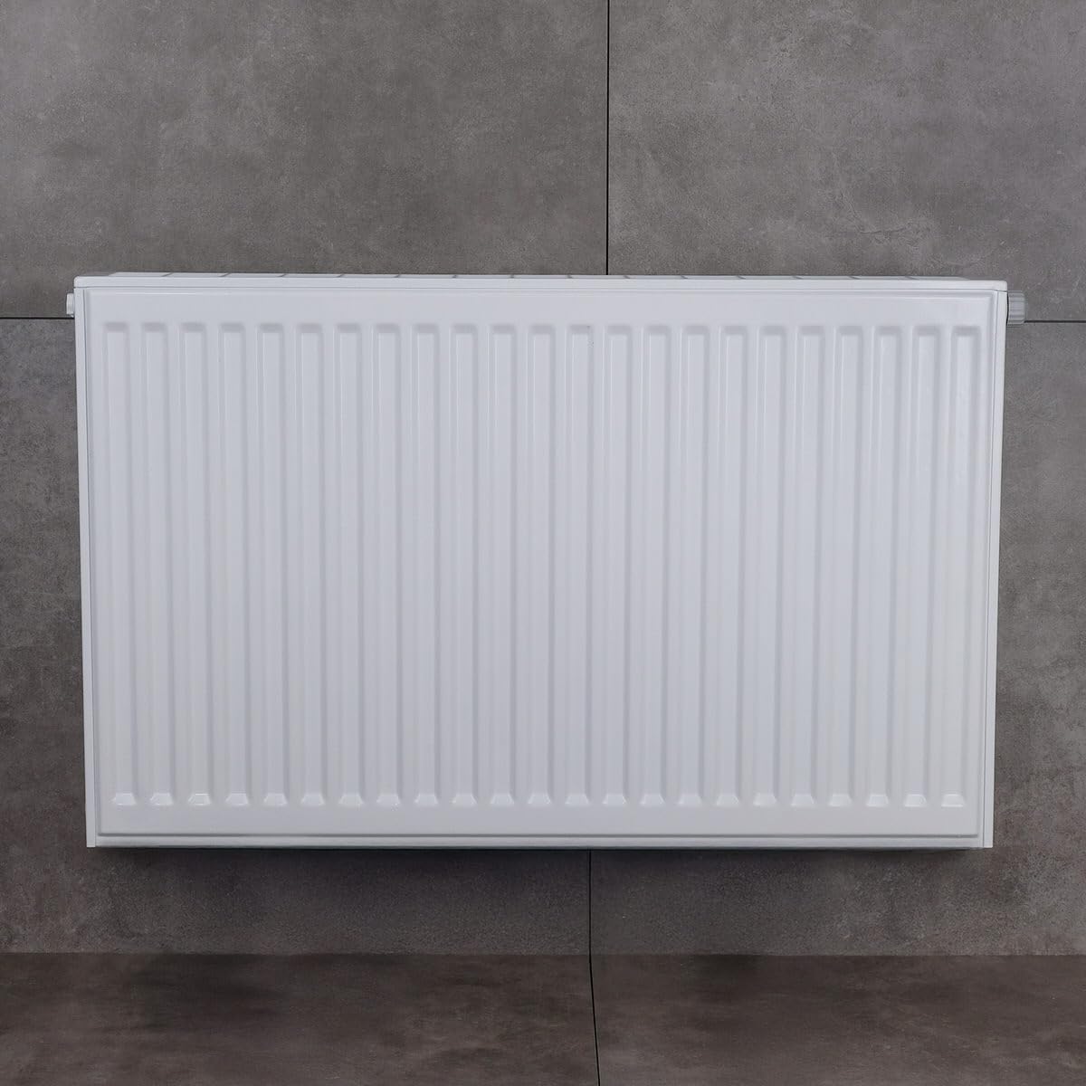 Belrad Typ 33 Universalheizkörper Ventilheizkörper Mittelanschluss mit 8 Anschlüssen T33 600 x 1600 (HxB)-3822W