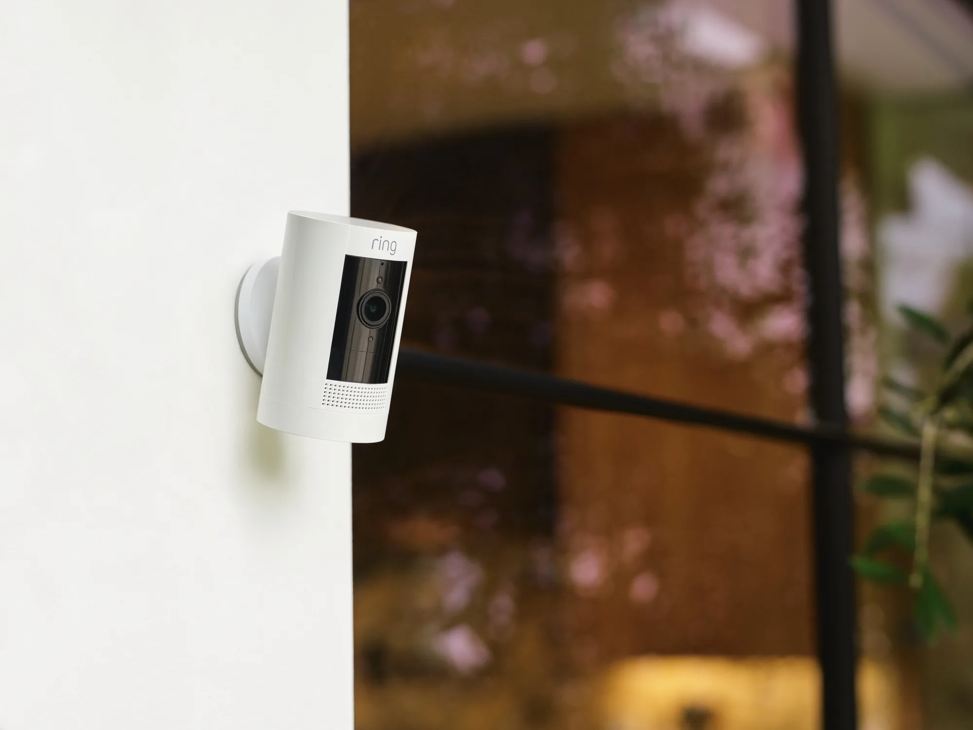 Ring Stick Up Cam Battery Blanc Caméra de surveillance