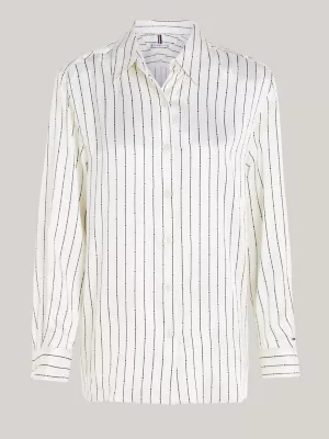 Camisa de cetim com riscas e corte descontraído