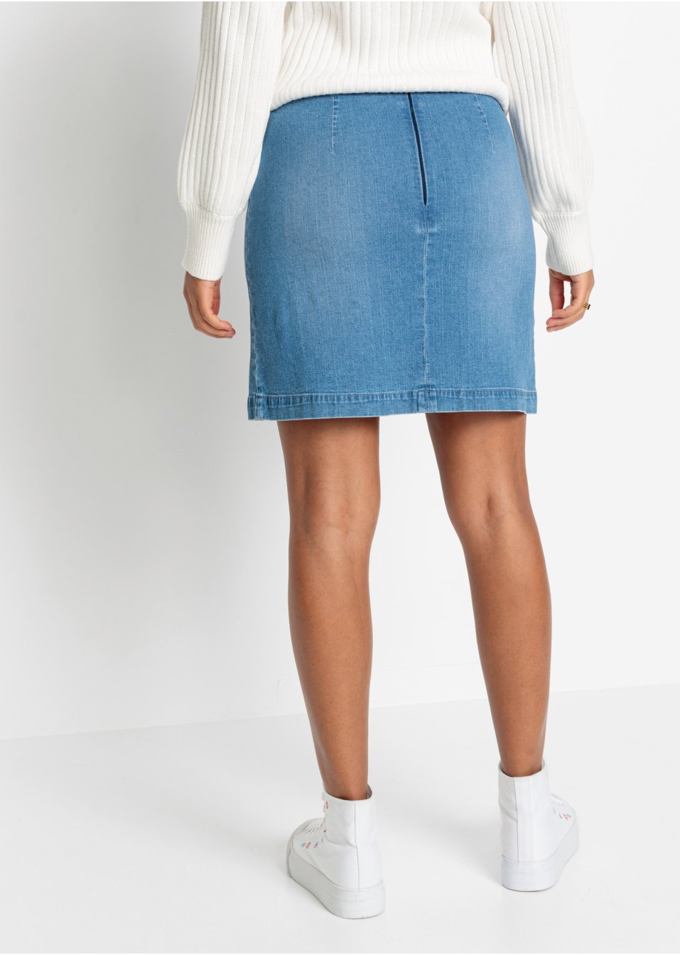 Mini-jupe avec broderie