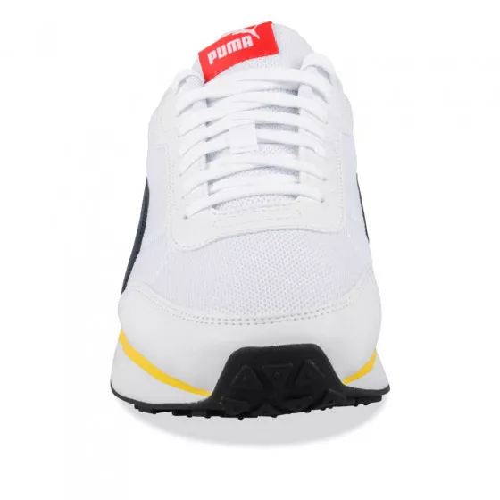 Baskets BLANCHES PUMA R78 Future Decon