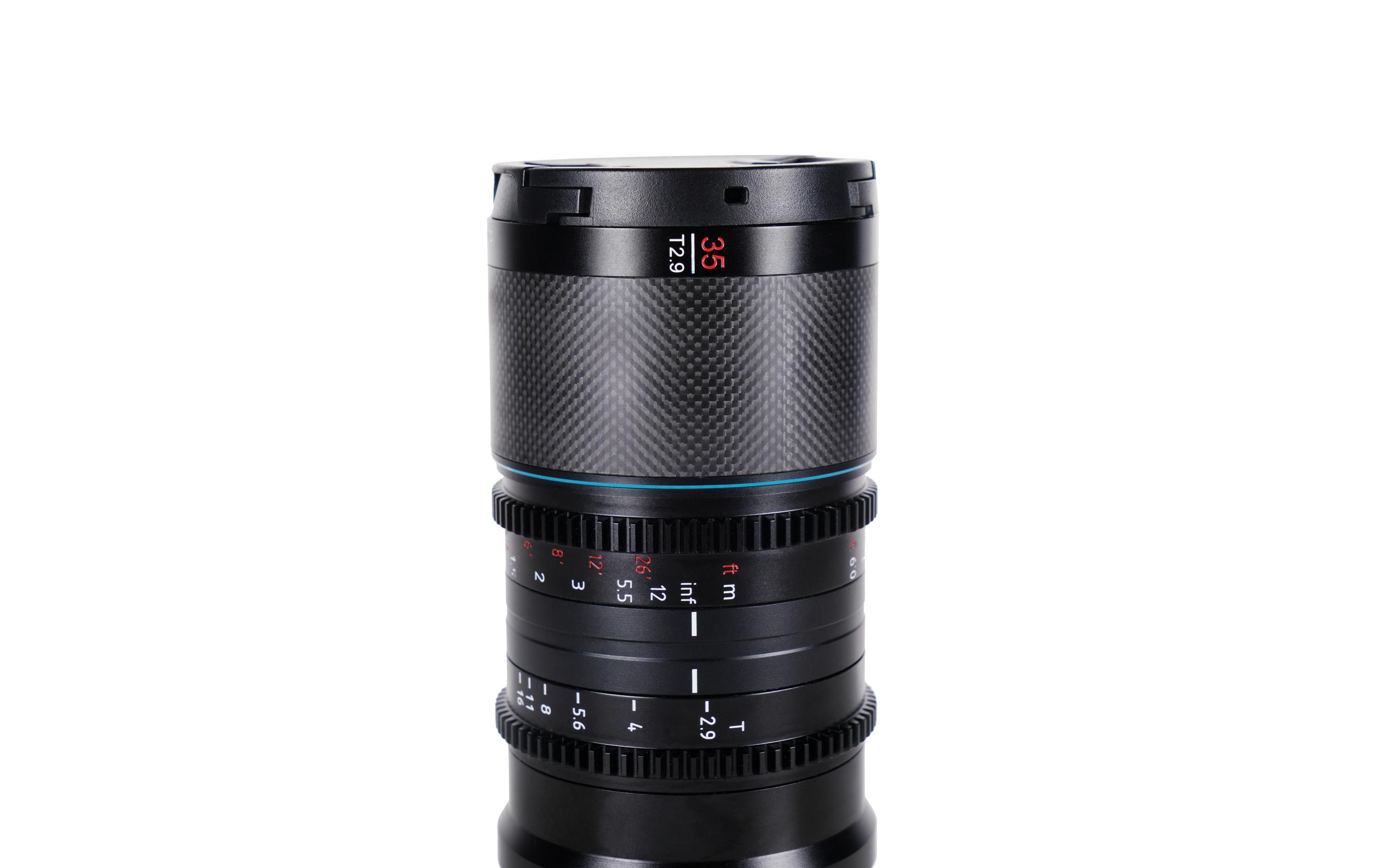 Festbrennweite Saturn 35mm T/2.9 1.6x Neutral – Canon RF<br>Anamorphotisches Vollformat-Objektiv aus Kohlefaser – Neutral Flare