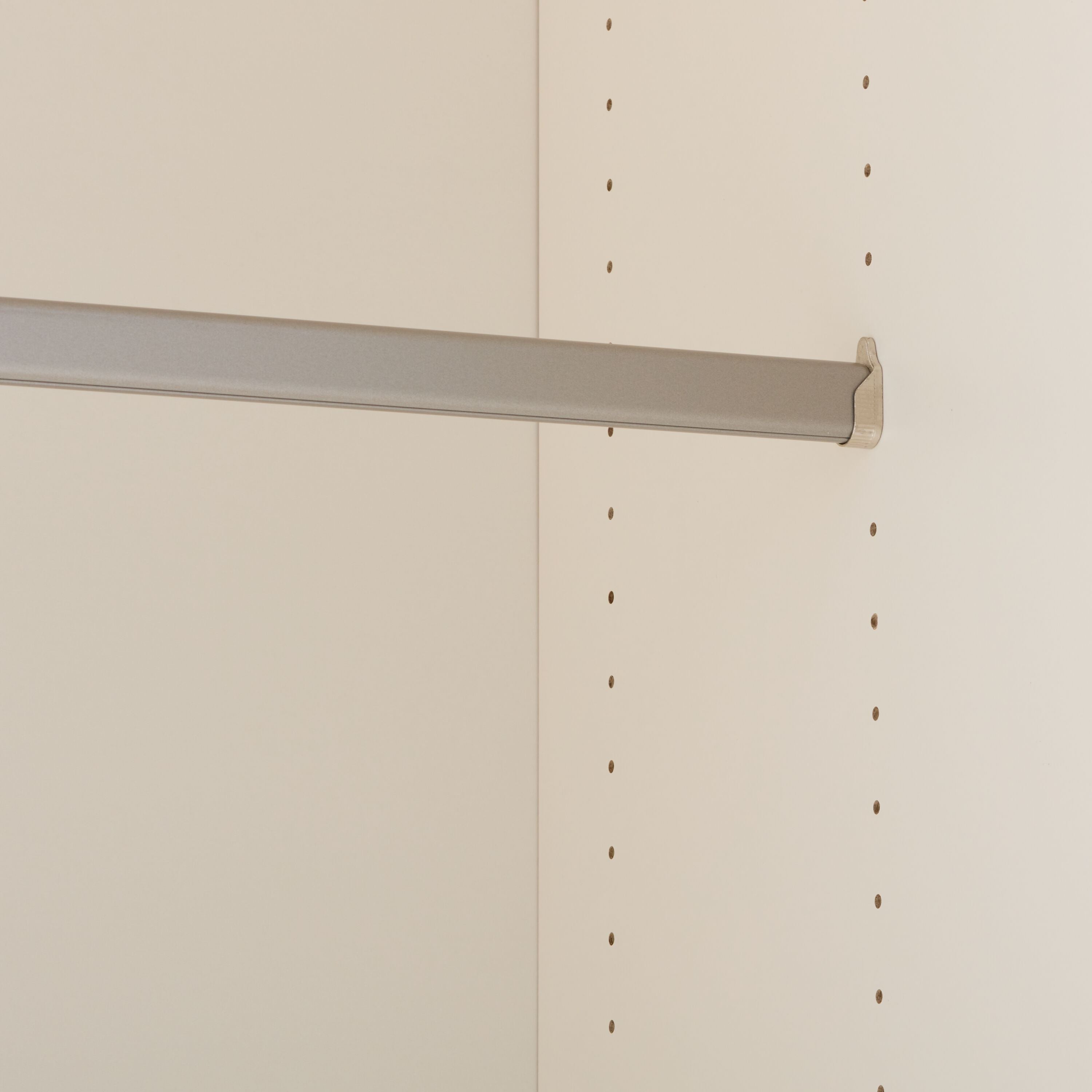 MODUL Drehtürenschrank - Weiss / Nussbaum / B: 203.0 cm x T: 59.0 cm x H: 220.0 cm