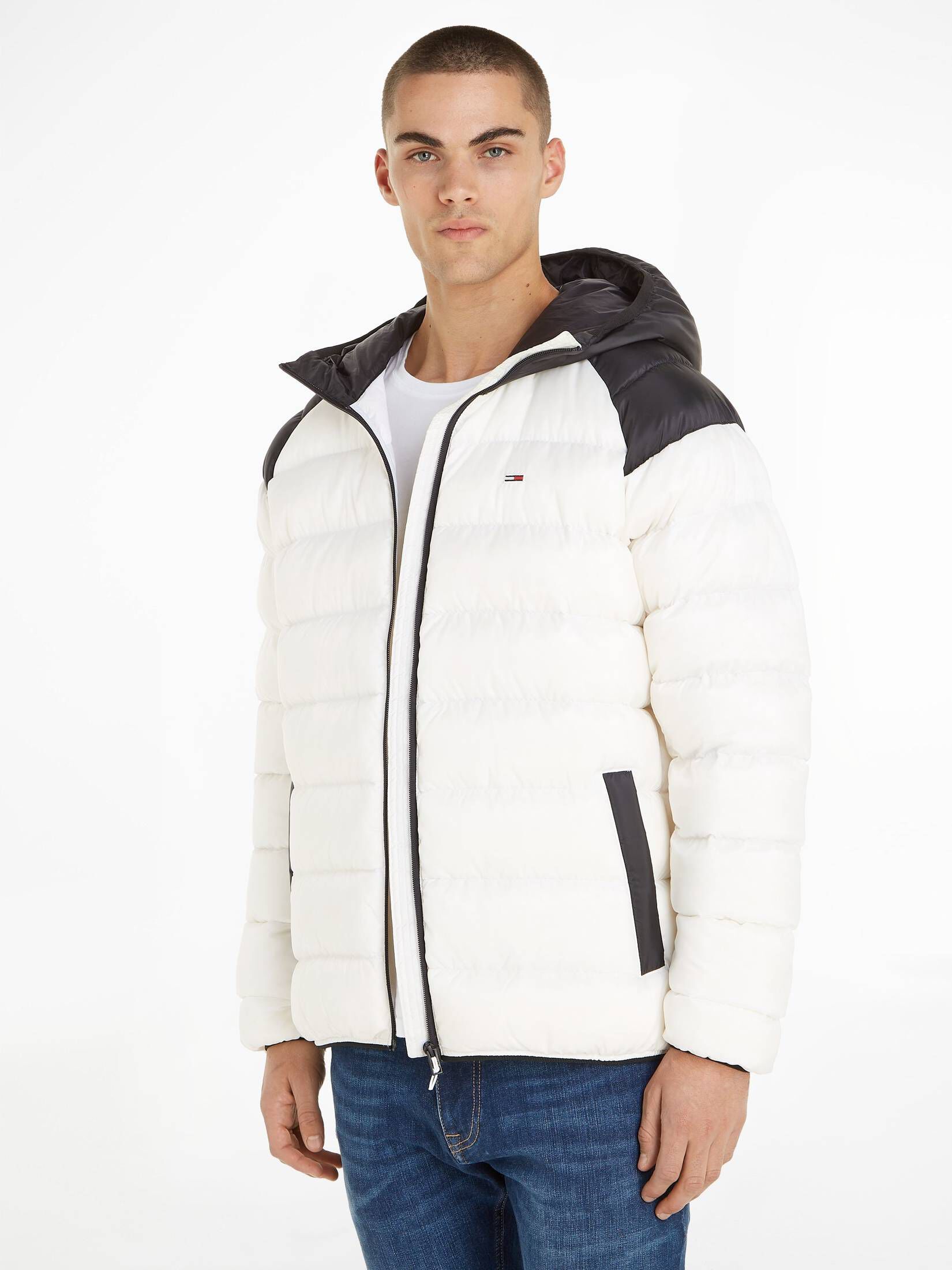 Tommy Jeans| Herren Daunenjacke mit Kapuze TJM CLBK LIGHT DOWN JACKET
