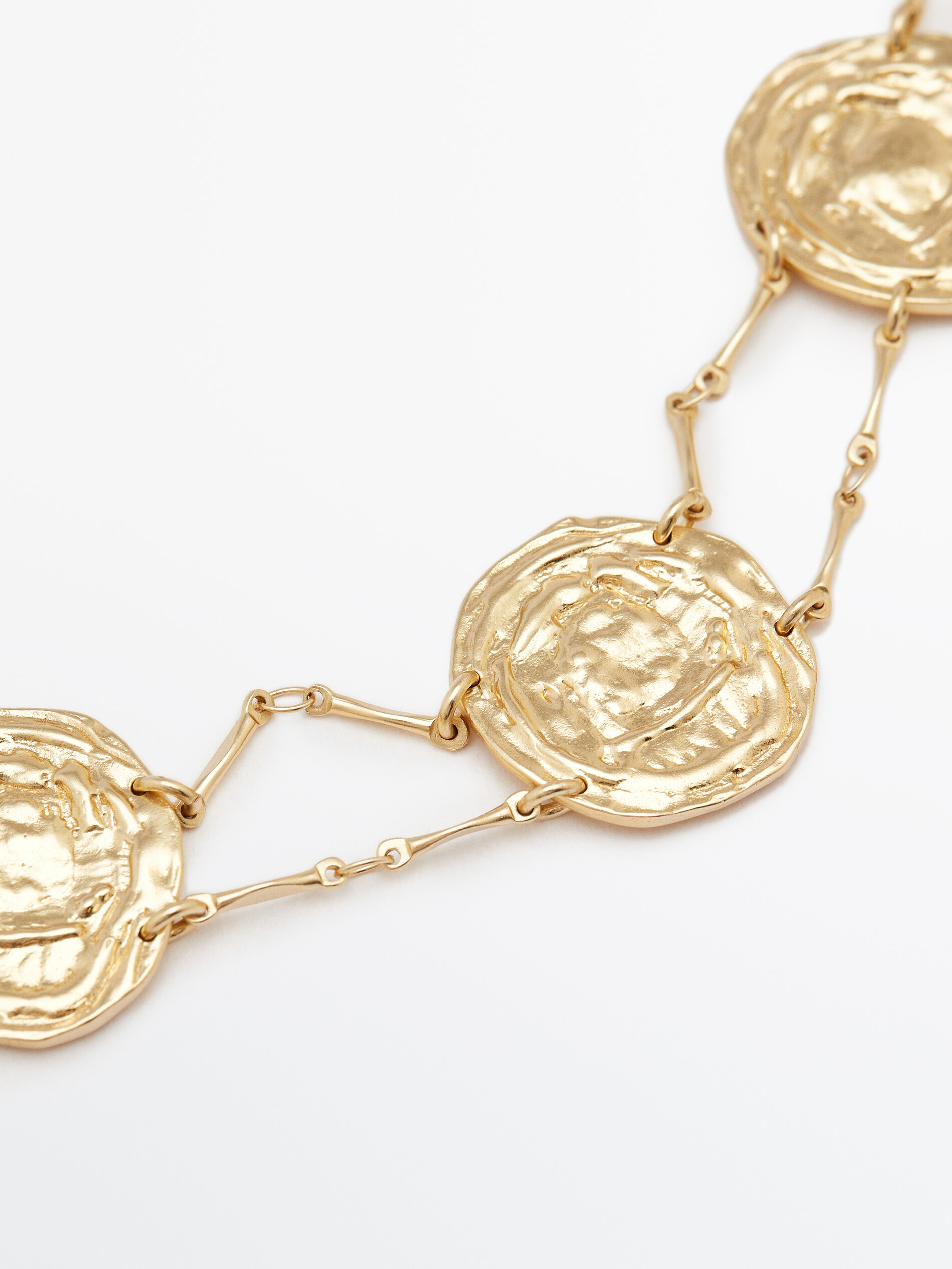 Colar gargantilha com moeda banhada a ouro - OURO
