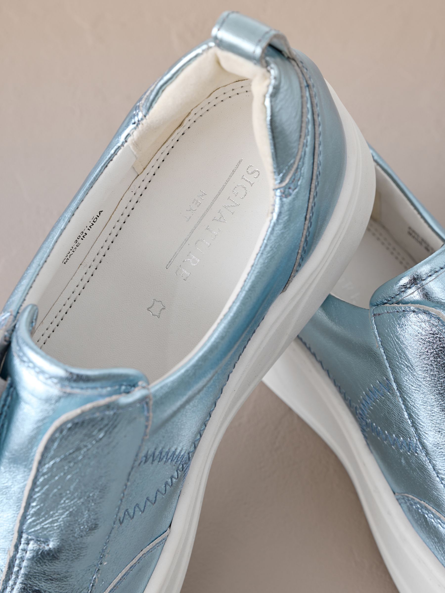 Metallic - Signature leren instapsneakers met dikke zool en plateauzool