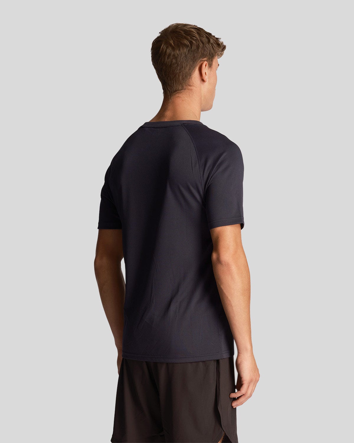 Lyle & Scott  Sports Core Raglan