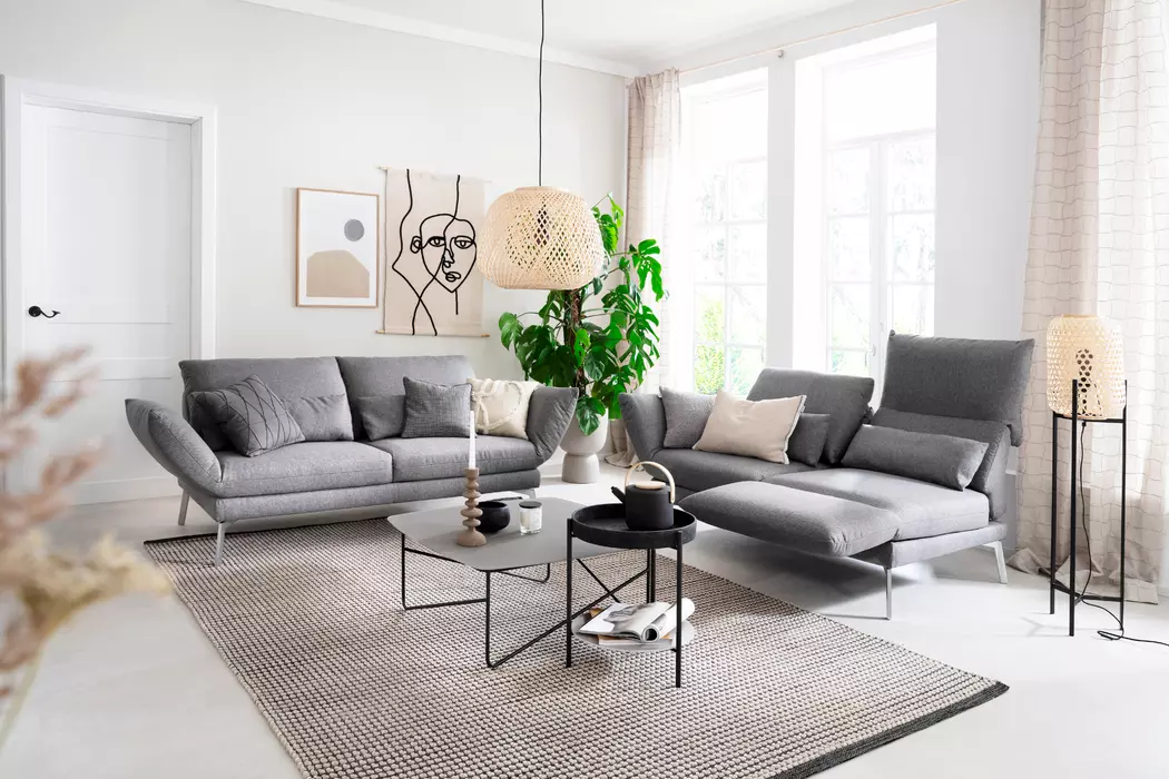 Sofa Spin