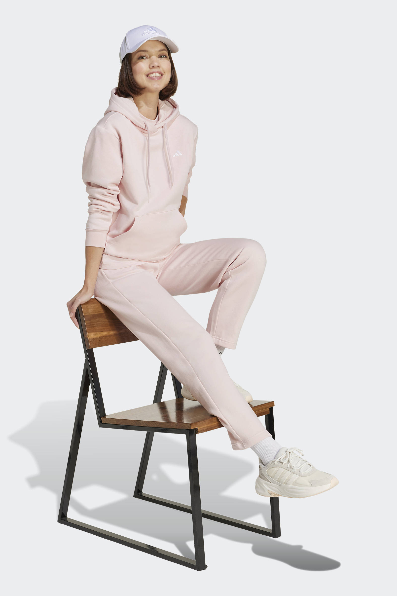 adidas joggingbroek lichtroze