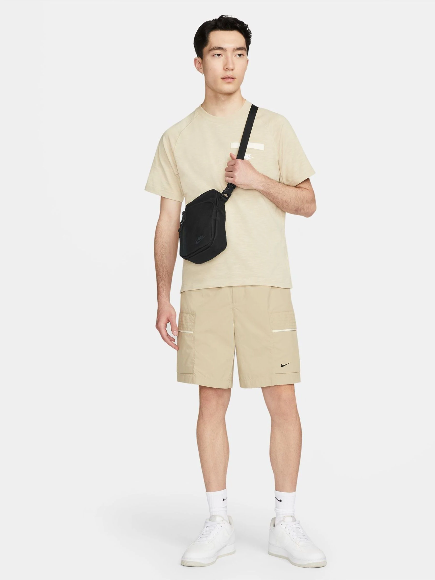 Nike Elemental Premium crossbodytas (4L)
