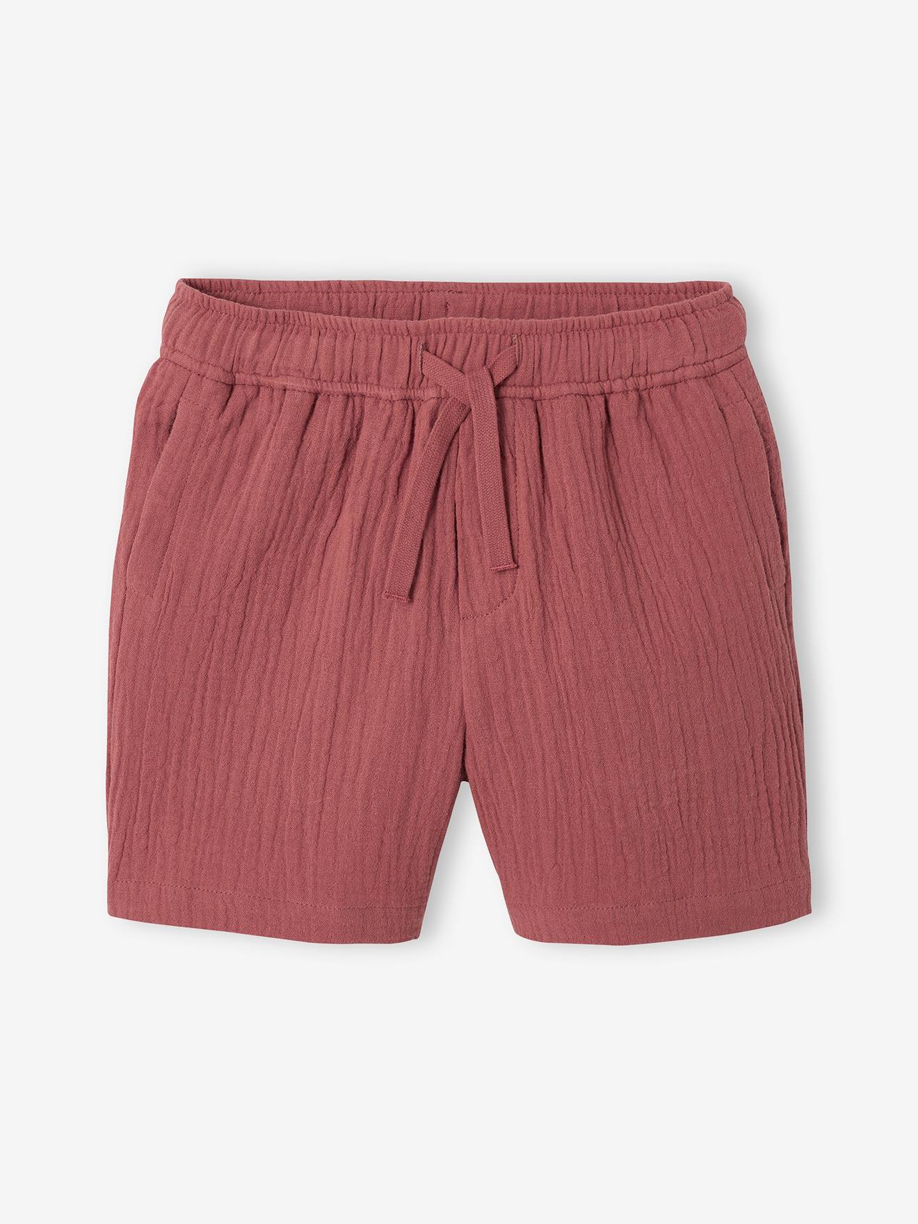 Roupa do menino: camiseta e shorts de chiffon de algodão cor argila.